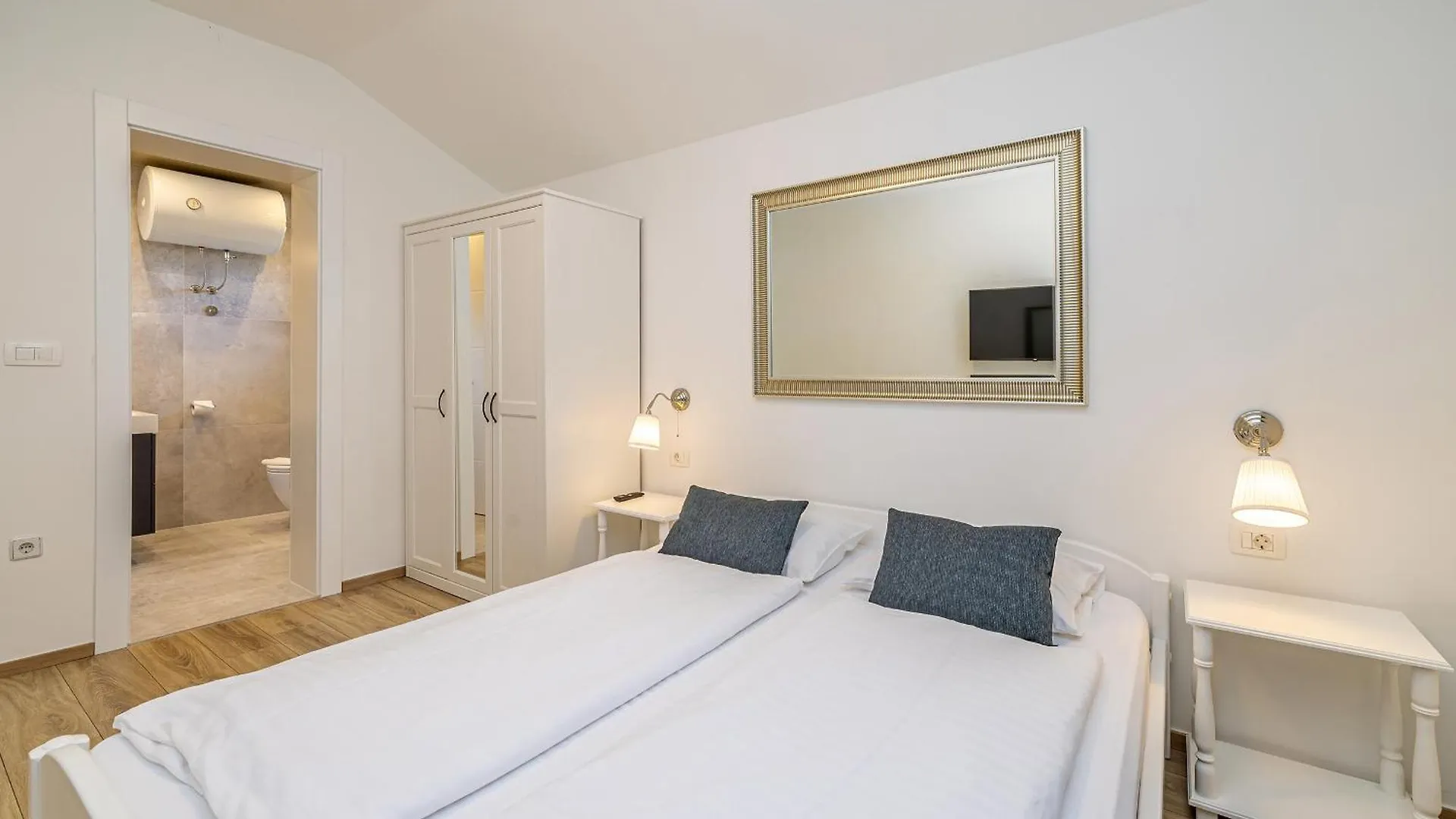 Apartment Villa Haya With Heated Pool Linardici Croatia