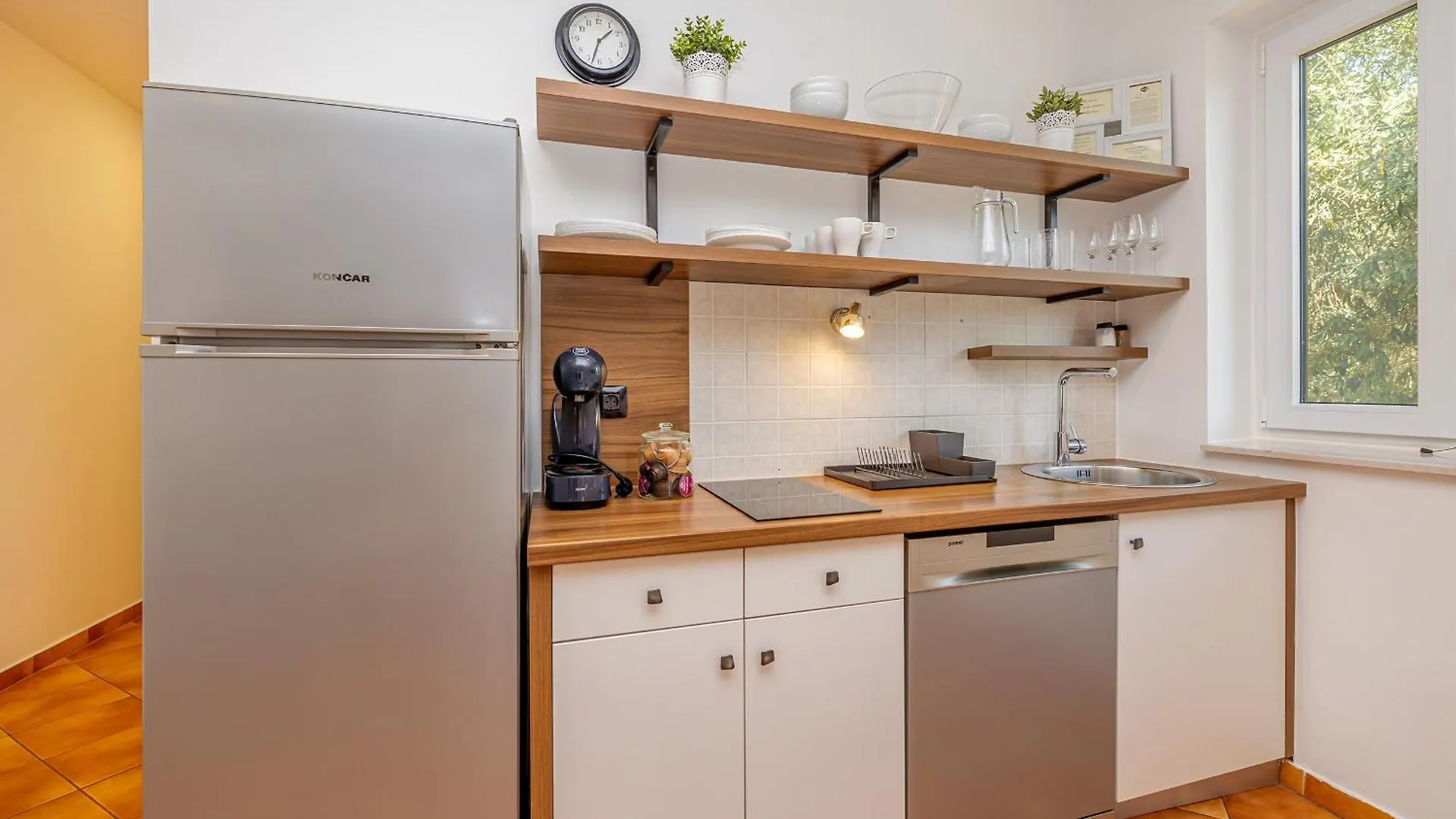 Apartment Villa Haya With Heated Pool Linardici