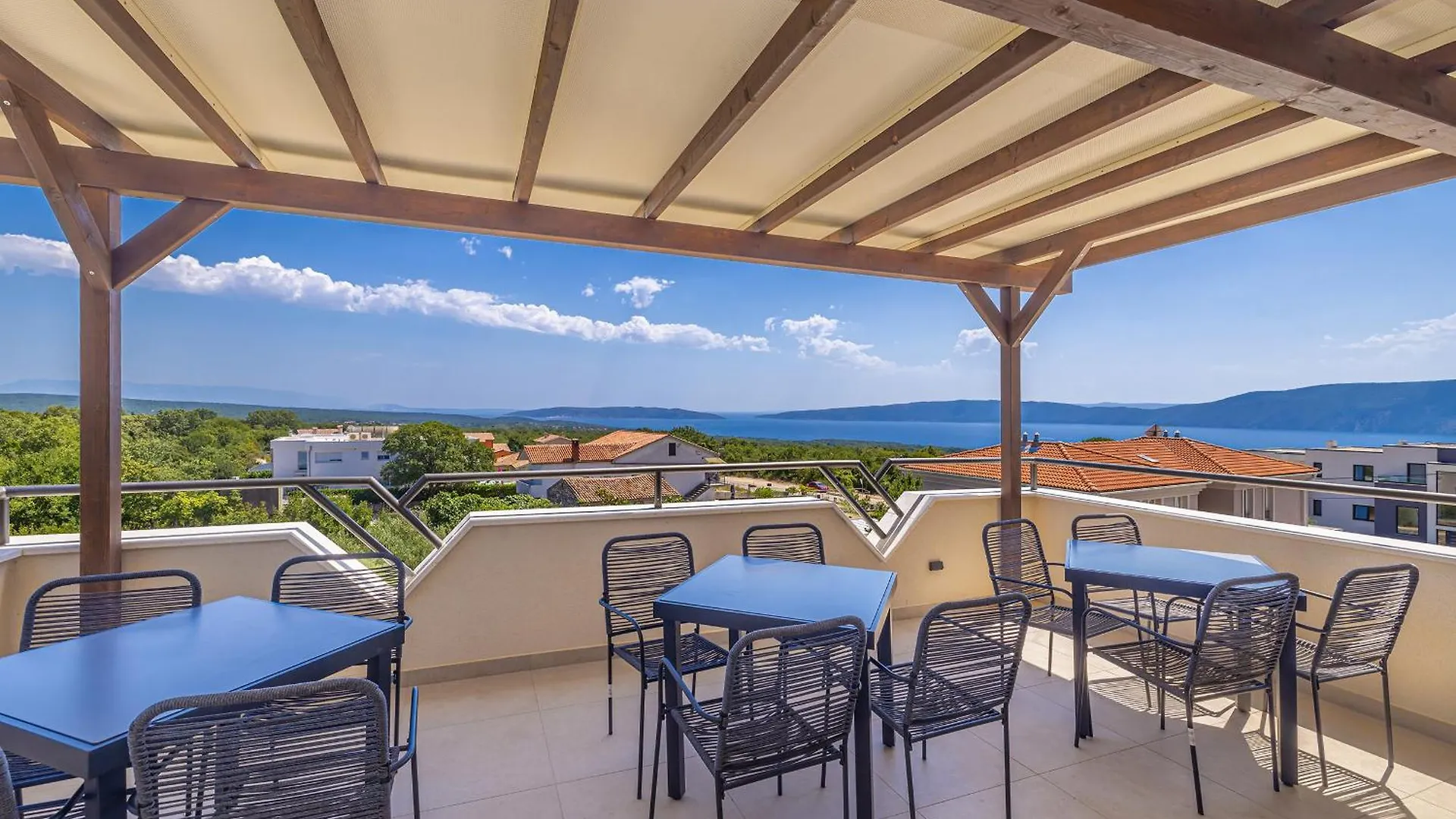 Apartament Villa Haya With Heated Pool Linardići